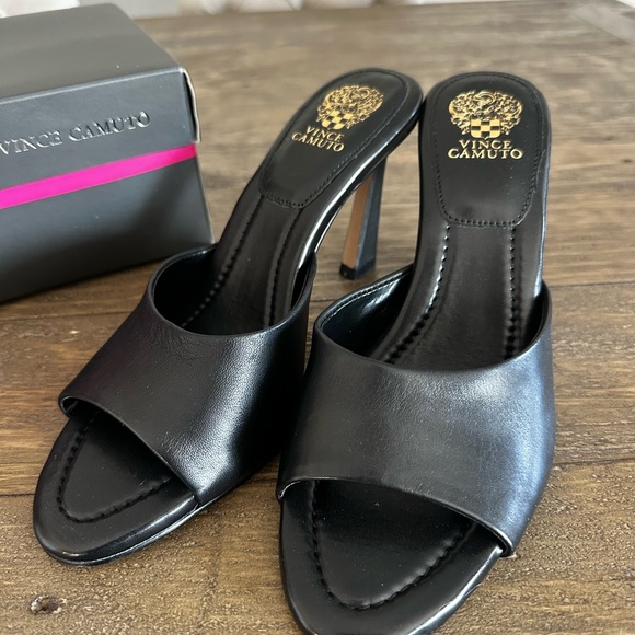 Elegant Black Women's Heels - Picture 2 of 6